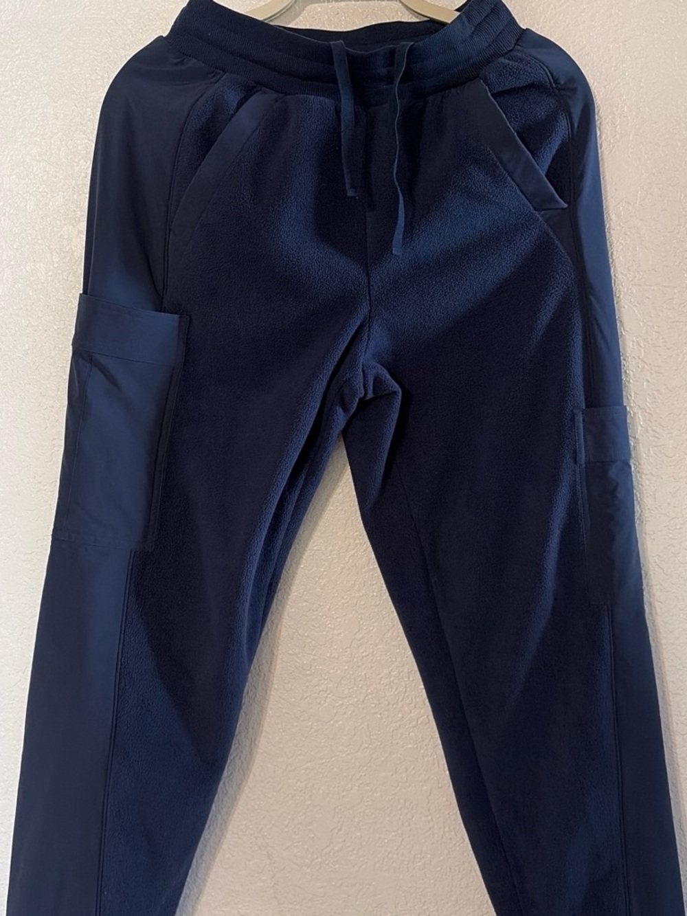 Women’s Small Navy Blue Fleece Cargo Jogger Pants